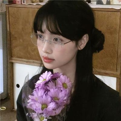 濶少艳福